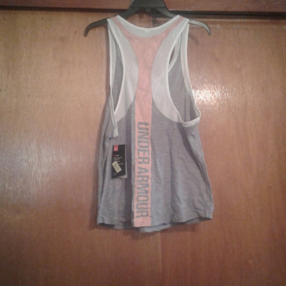 Under Armour tank - Picture 3 of 7